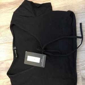 Pretty little thing cropped tshirt